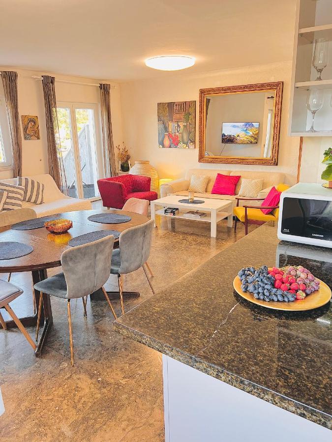 Apartments Splitska Dream Eksteriør bilde